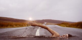 Jak pływać na Body board?