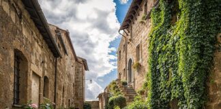 Jaka gradacja papieru pod szpachlę?