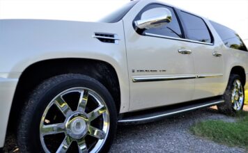 Jak wyciągnąć sworzeń wahacza?