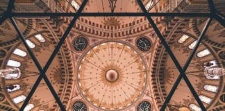 Jak się nazywa turecka szabla?