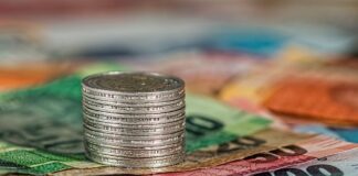 Co robić z drewna żeby zarobić?