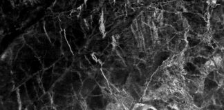 Jak zrobić domowy wybielacz do tkanin?