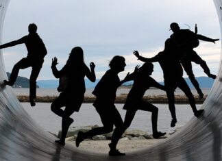 Z czego rura do wędzarni?