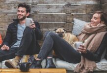 Czy wodą utleniona niszczy ubrania?